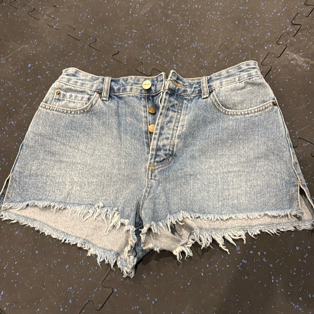 Amuse Society Denim Shorts size 27